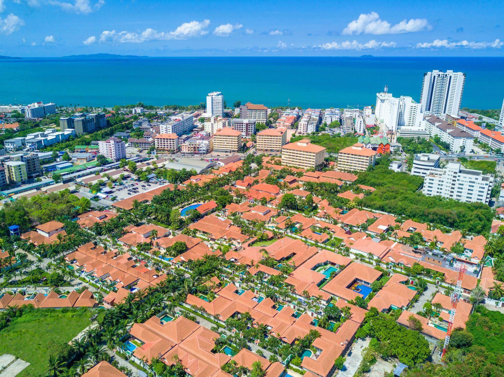 Davinci Pool Villa Pattaya Eksteriør bilde